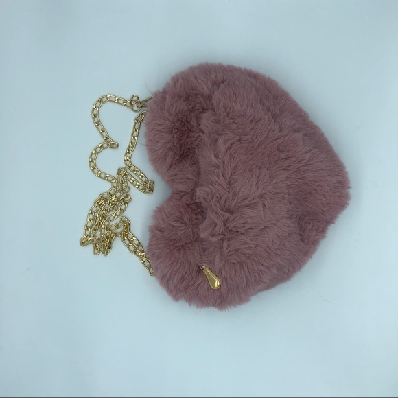 Heart Shaped Love Shape Shoulder Bag! - Picture 4 of 9